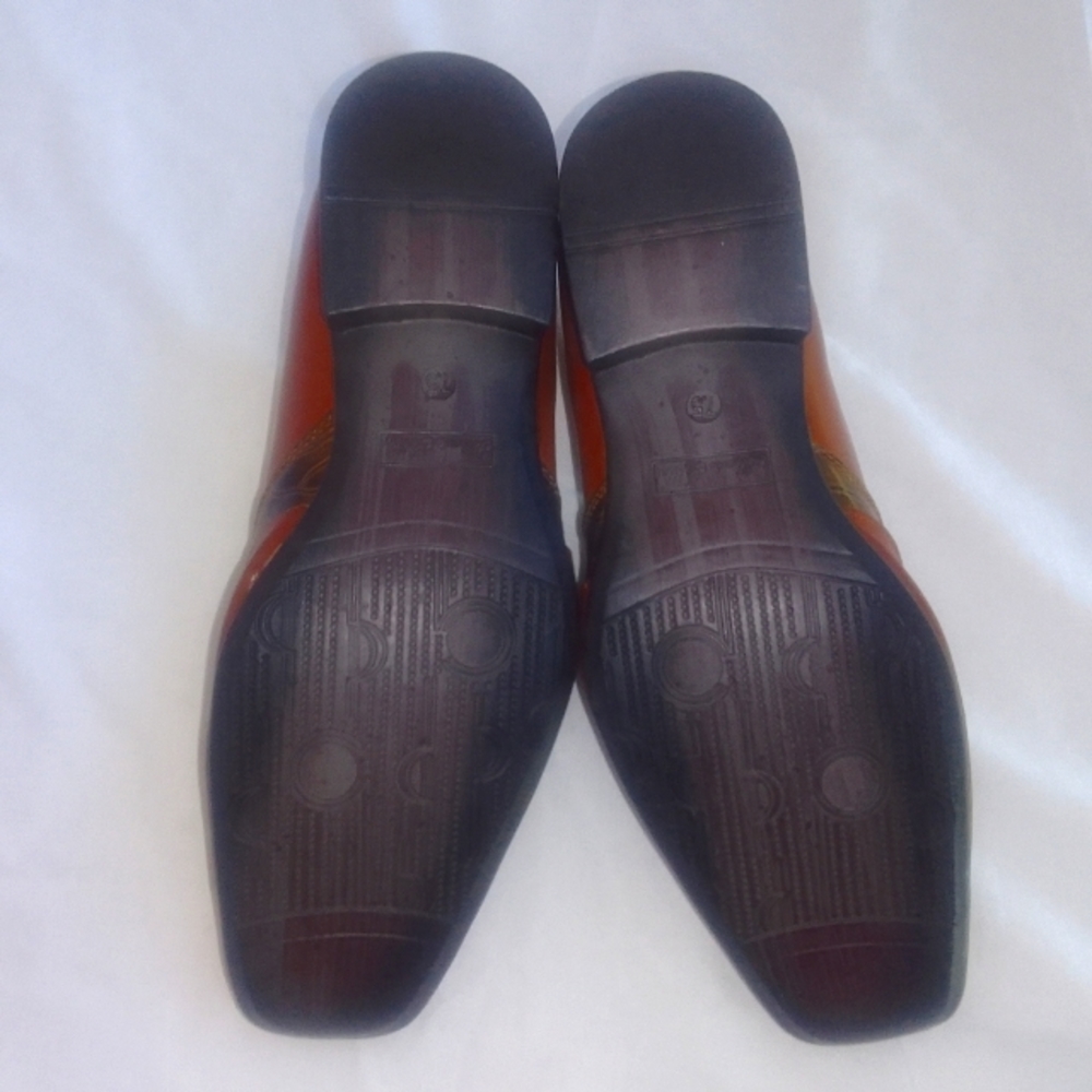 Mens size 71/2 / 8 dress shoes. Maid but Alberto Fellini. One of a kind style